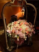 "Villa Rosé" - The Saint-Tropez Bloom Basket