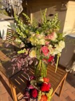 Роскошный букет "Monaco" с нежными цветами для стильного интерьера.