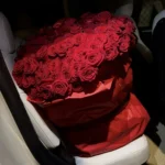 101 Red Naomi Roses (#103) - Image 3