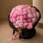 61 Premium Peonies – Luxury Bouquet with Glass Vase - Image 3